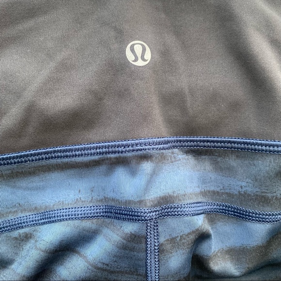 Lululemon Top Speed Crop (Good Vibes Deep Navy Black/Black) - Size 8 - Picture 8 of 11
